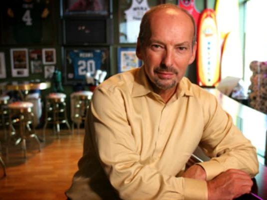 Peter Moore, ex de EA y Microsoft, ficha por un equipo de fútbol