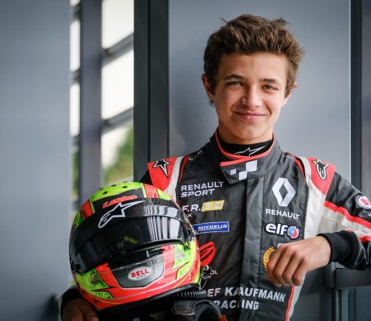 La promesa de la fórmula 1 Lando Norris puso a prueba 'F1 2017'