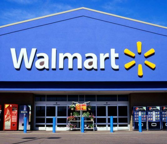 Walmart ordena retirar todos los videojuegos violentos de sus tiendas... pero sigue vendiendo armas