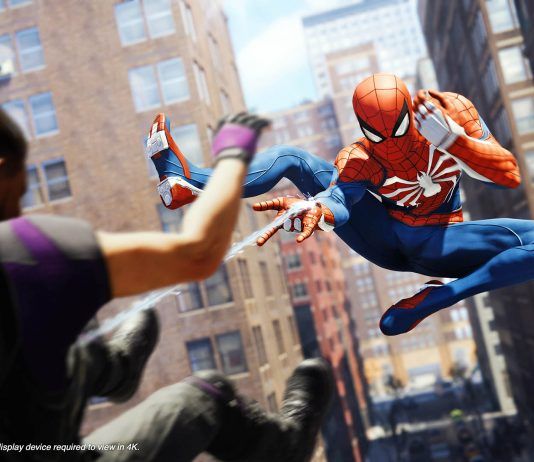 Sony celebra el lanzamiento de Marvel's Spider-Man tirando un bus a un lago