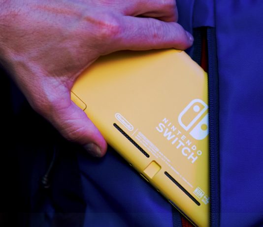 Nintendo Switch Lite se muestra en pleno GamesCom 2019