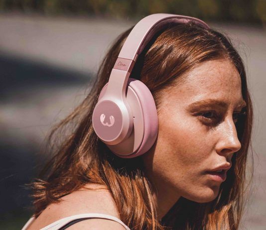 Fresh'n Rebel rebaja un 50% sus auriculares CLAM ANC por el Black Friday