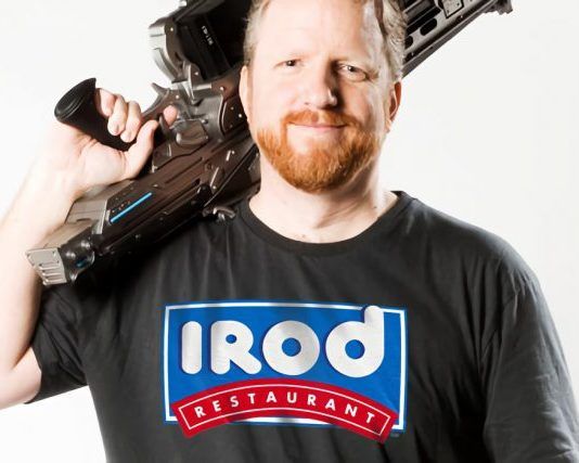 Otra baja destacada: Rod Fergusson abandona The Coalition, el estudio de Gears of War