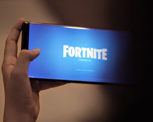 ¡Pardiez! Apple ha expulsado a Fortnite de la App Store y Epic Games ha respondido con Acción Legal