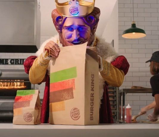 Sony desvela por sorpresa la caja de Playstation 5 en una promoción de Burger King