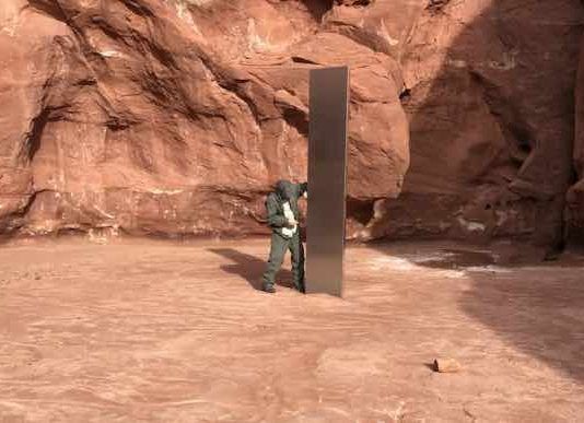 Remedy Entertainment pide que se les deje de preguntar por el misterioso monolito de Utah: No han sido ellos