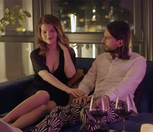 ¡No con mis ligues! Super Seducer 3 es expulsado de Steam por 'contenido sexual explícito'