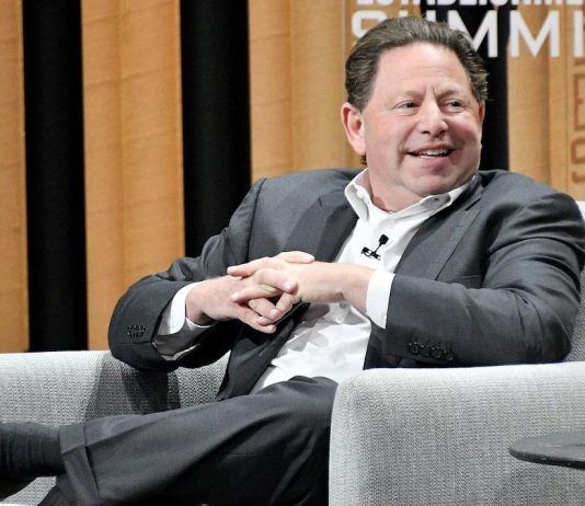 Bobby Kotick, CEO de Activision, dispuesto a abandonar su cargo "si eso arregla rápido los problemas"