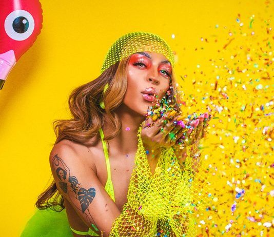Los Sims unen fuerzas con Pabllo Vittar en Los Sims 4 Colores de Carnaval