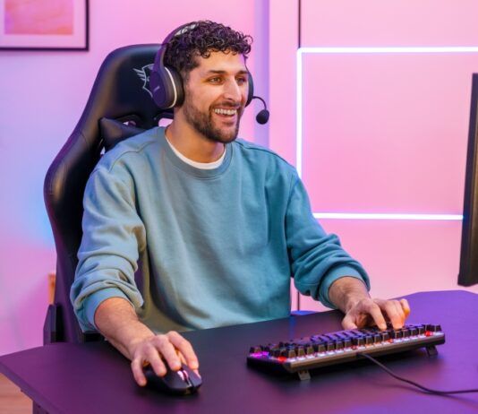 Trust presenta GXT 980 Redex, su nuevo ratón inalámbrico y recargable para gamers exigentes