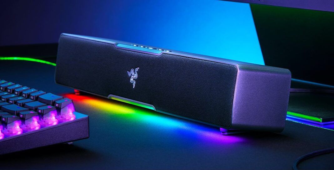 razer-leviathan-v2-x-chroma-desktop