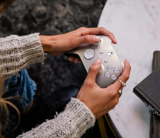 Xbox presenta su nuevo Mando inalámbrico Lunar Shift Special Edition, ya disponible