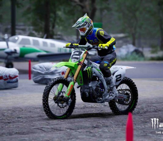 Jeremy McGrath protagonista del nuevo tráiler de Monster Energy Supercross - The Official Videogame 6