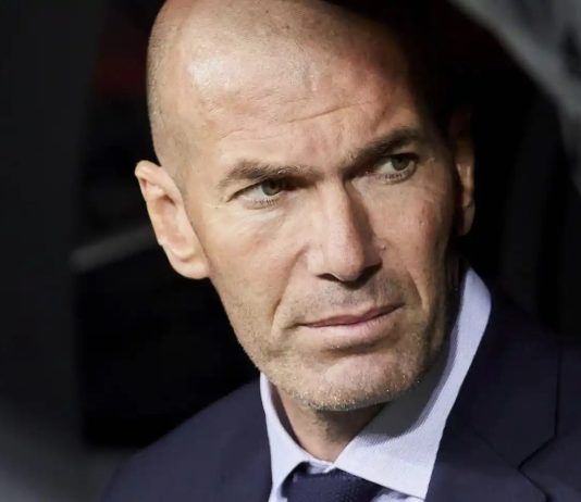 El campo Z5 de Zinedine Zidane debuta en EA SPORTS FC 24 VOLTA FOOTBALL
