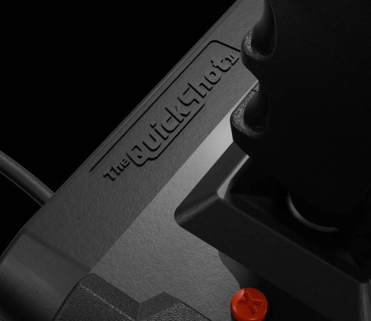 El joystick retro THEQUICKSHOT II debuta en tiendas